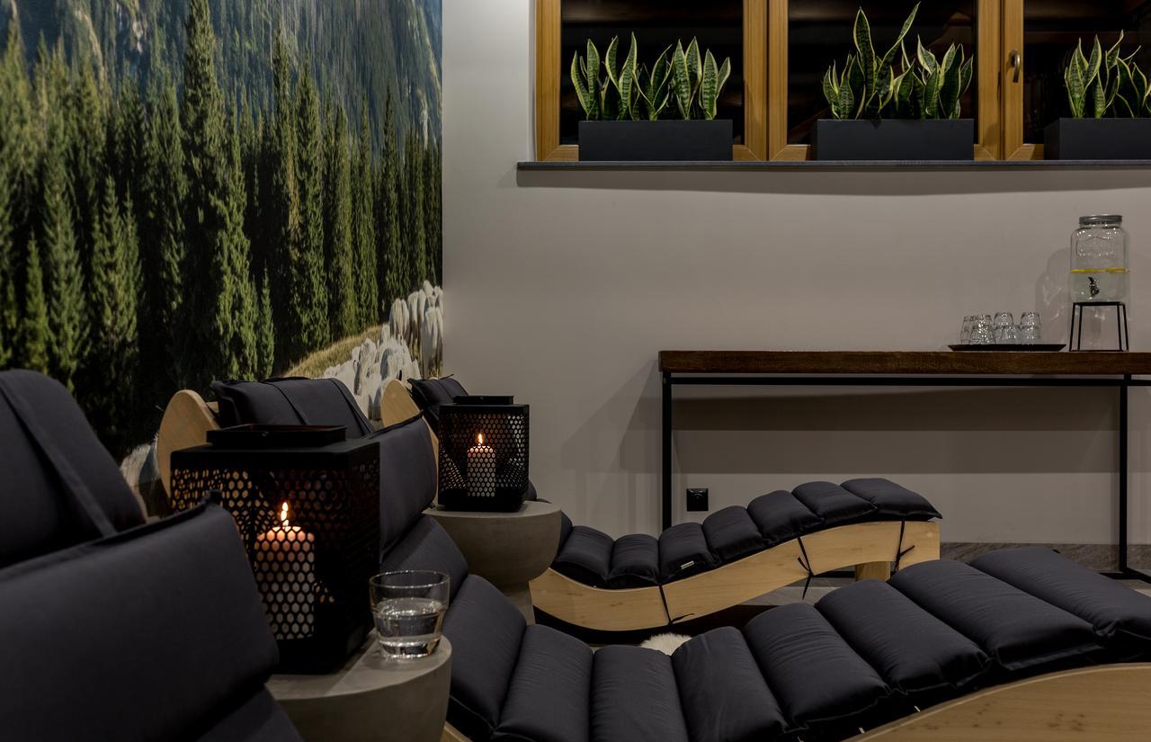 Bed and Breakfast Biala Owca Закопане Екстер'єр фото The spa at The Ivy Spa