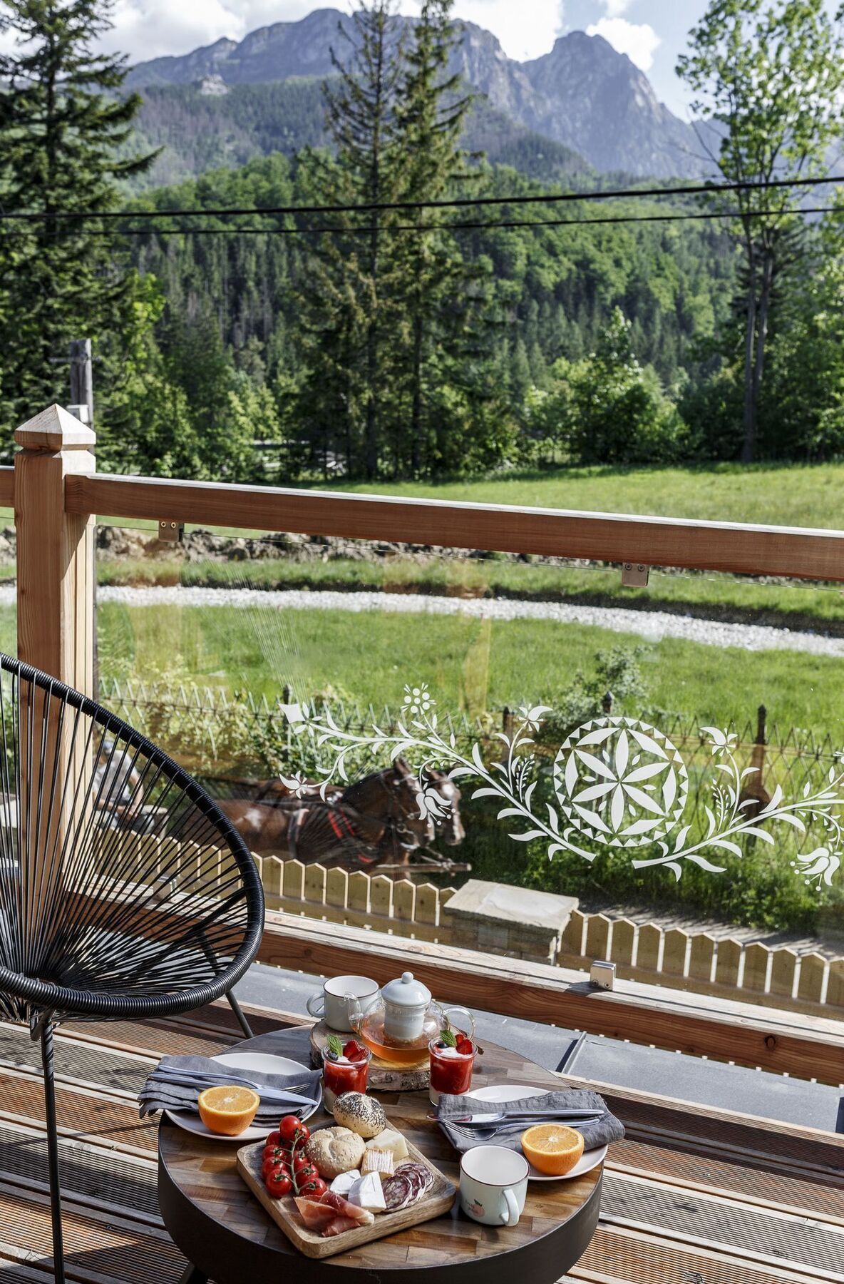 Bed and Breakfast Biala Owca Закопане Екстер'єр фото A view of the river from the town of Jasper